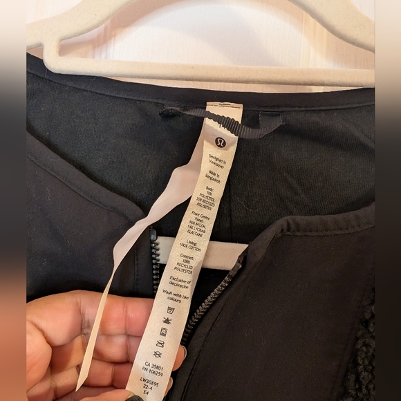 Lululemon collarless textured fleece full zip size 14 EUC - Picture 5 of 9